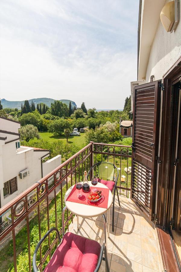 Apartments Viktorija Petrovac Dış mekan fotoğraf
